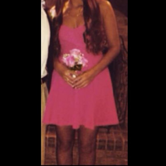 Pink strapless mini dress (worn once) - Picture 2 of 8